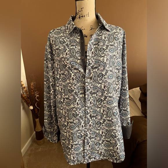 Collard Button-Up Long Sleeve Shirt - Picture 1 of 3